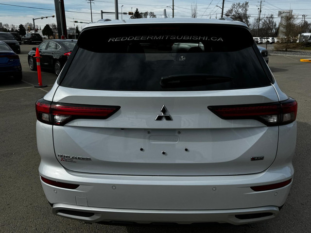 2024 Mitsubishi Outlander LE 10 YEAR FACTORY WARRANTY in Cars & Trucks in Red Deer - Image 4