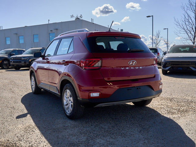 2023 Hyundai Venue Preferred | Backup Cam | Heated Seats in Cars & Trucks in Edmonton - Image 3
