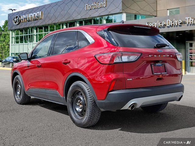 2022 Ford Escape SE Plug-In Hybrid | Remote Start in Cars & Trucks in Prince George - Image 3