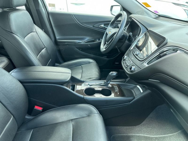 2017 Chevrolet Malibu Premier - Navigation - Leather Seats - $24 in Cars & Trucks in Moncton - Image 3