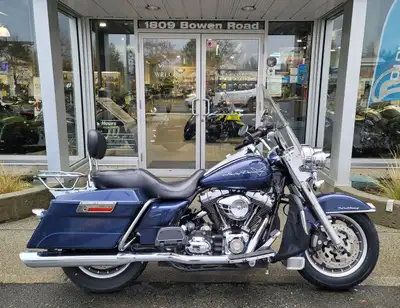 $293 Vehicle processing fee applies. Great looking and well-maintained bike. Equipped with hard lugg...