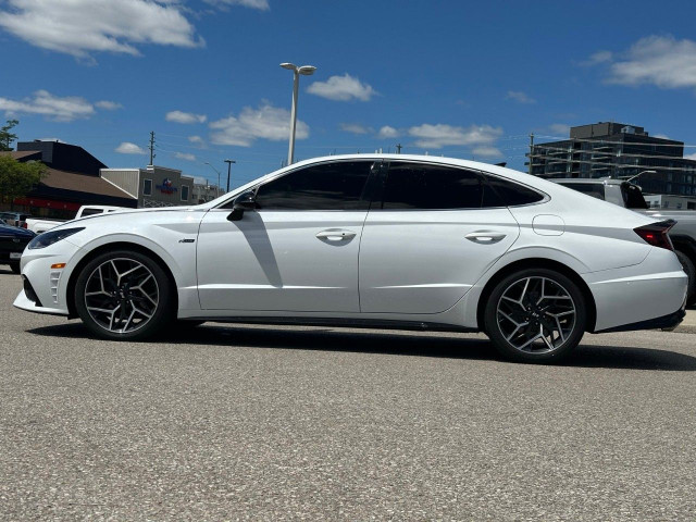 2021 Hyundai Sonata in Cars & Trucks in City of Toronto - Image 2