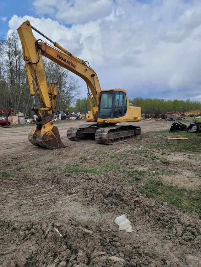 2000 KOMATSU PC150 LC-6K EXCAVATOR TRACKHOE in Heavy Equipment in Regina