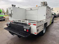 2020 Ford F-550 XLT Service Truck 6.7L V8 Diesel 141,462 KM 4X4 Brutus Service Body VMAC Power Windo... (image 4)