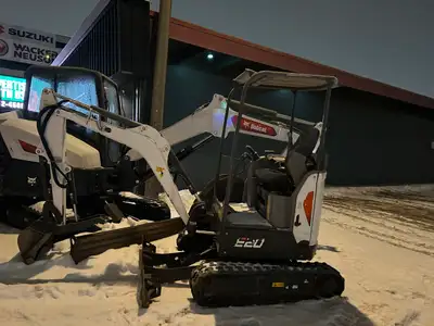 2018 BOBCAT E20 Compact Excavator w/ THUMB & HR 1106 Operating Weight 4,306 lb Bucket Digging Force...