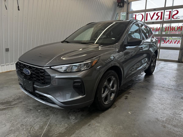 Ford Escape ST-Line 2023 AWD, moteur 1.5 L EcoBoost, sièges et v dans Autos et camions  à Trois-Rivières