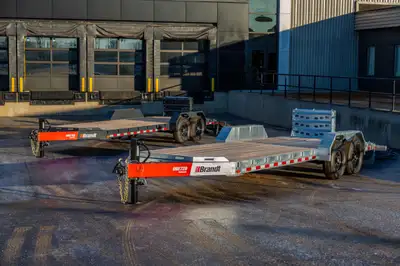 Performance, Perfomance Galvanized, Premium and Premium Galvanized Trim level GVWR (lb): 22000, Rate...