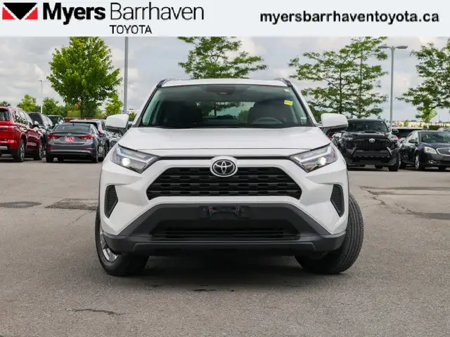 2022 Toyota RAV4 XLE - Sunroof - Power Liftgate - $238 B/W in Cars & Trucks in Ottawa - Image 6