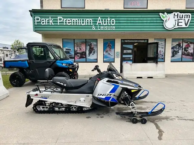 *SUMMER SALE*  2021 POLARIS 550 INDY LXT NORTHSTAR  *FAN-COOLED* in Snowmobiles in Strathcona County - Image 7