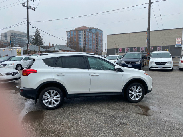 2015 Toyota RAV4 AWD 4dr Limited in Cars & Trucks in City of Toronto - Image 3