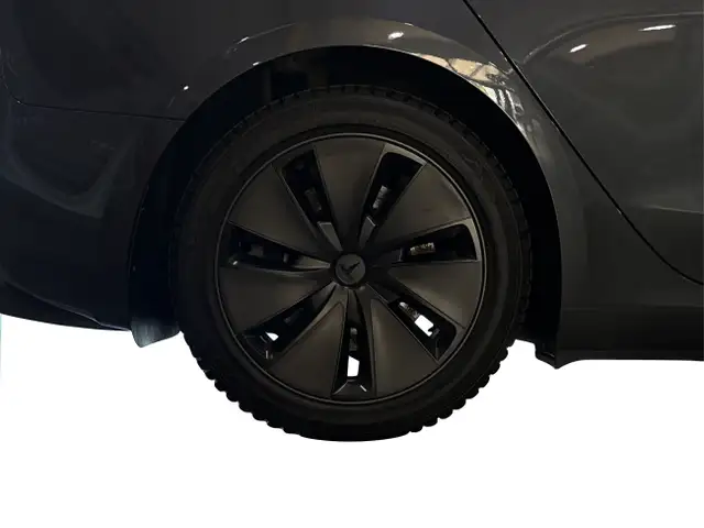 Tesla Model 3 2024 in Cars & Trucks in Markham / York Region - Image 42