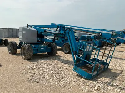 Articulating man lift, 2007 Genie model Z45/25. This boom lift has a platform height of 46 feet givi...
