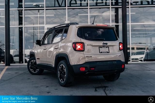 2015 Jeep Renegade 4x4 Trailhawk in Cars & Trucks in Calgary - Image 4