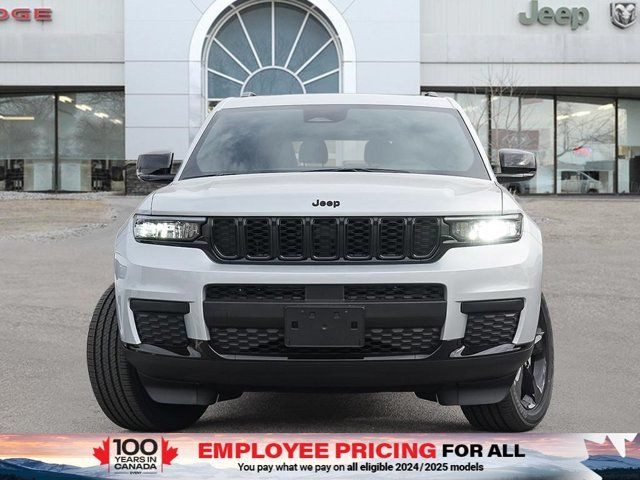 2025 Jeep Grand Cherokee L Altitude in Cars & Trucks in Calgary - Image 2