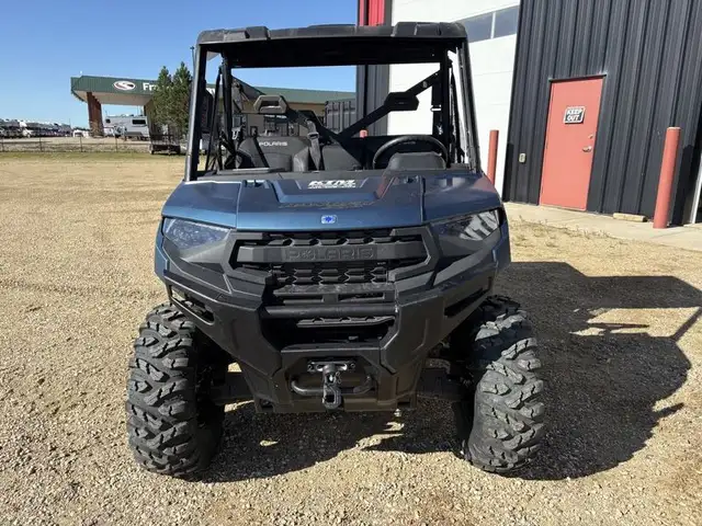 2025 Polaris Ranger XP 1000 4x4 UTV (82hp) in ATVs in Red Deer - Image 3