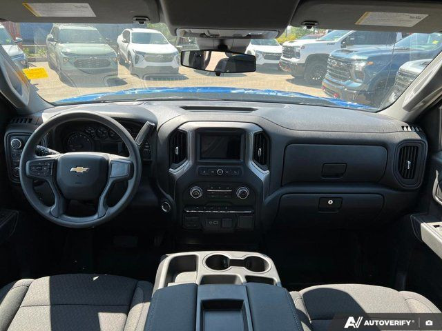 2025 Chevrolet Silverado 1500 Custom 4WD Crew Cab | in Cars & Trucks in Strathcona County - Image 4