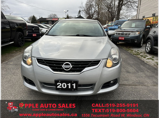 2011 Nissan Altima 35x SR in Cars & Trucks in Windsor Region - Image 2