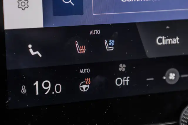 2022 Lexus NX NX 350h / camera / bluetooth / volant chauffant Bi in Cars & Trucks in Laval / North Shore - Image 28