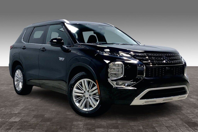 2025 Mitsubishi Outlander Phev SE S-AWC in Cars & Trucks in Edmonton - Image 2