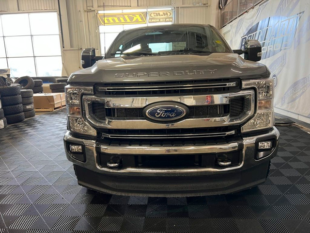 2022 Ford F-350 XLT PREM/FX4 PACKAGE | PANO ROOF | REMOTE START in Cars & Trucks in Lloydminster - Image 3