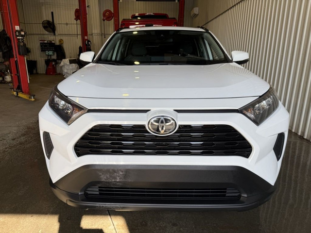 2019 Toyota RAV4 LE Auto AC Cam in Cars & Trucks in Gatineau - Image 3