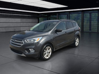 A stylish and practical four-wheel-drive SUV with leather-trimmed seats, SYNC 3 infotainment system... (image 3)