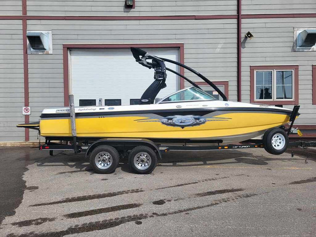  2007 Centurion C4 LIGHTNING FINANCING AVAILABLE in Powerboats & Motorboats in Kelowna - Image 2