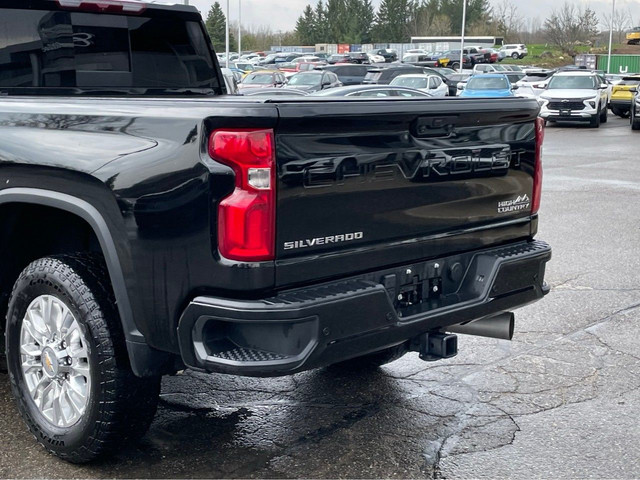2023 Chevrolet Silverado 2500HD in Cars & Trucks in Oakville / Halton Region - Image 4