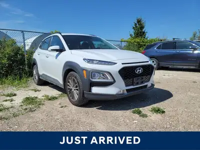 *Blind Spot Detection, Heated Steering Wheel, Heated Seats, Aluminum Wheels, Remote Keyless Entry!*...