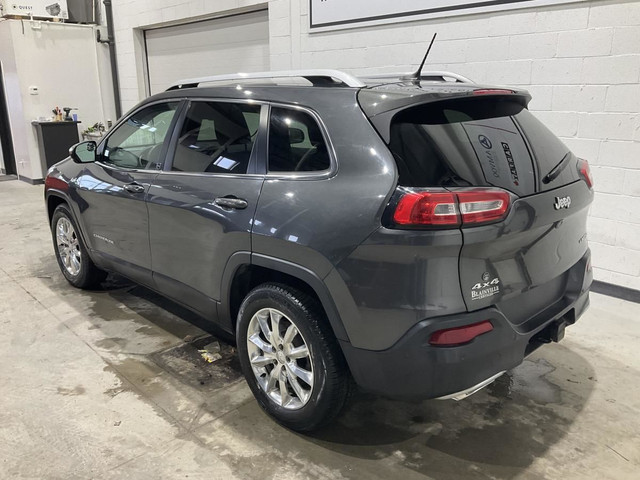 Jeep Cherokee 4 RM, 4 portes, Limited 2015 à vendre in Cars & Trucks in Laval / North Shore - Image 3