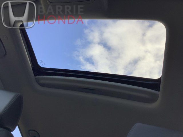  2023 Honda CR-V Hybrid Touring in Cars & Trucks in Barrie - Image 4