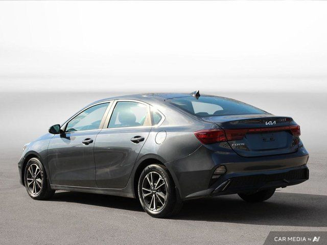 2022 Kia Forte EX | Heated Steering Wheel | Cpo | Lane Keep in Cars & Trucks in Hamilton - Image 3