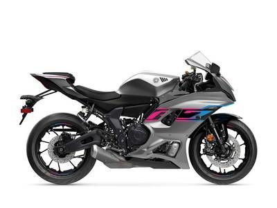 2024 Yamaha YZF-R7 in Sport Bikes in Brandon