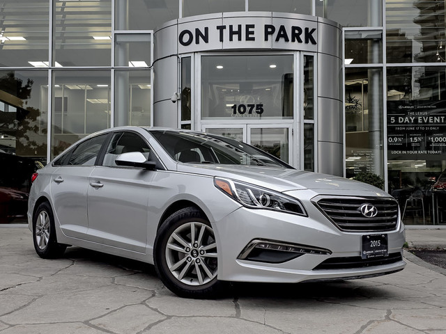 2015 Hyundai Sonata 4dr Sdn 2.4L Auto GL in Cars & Trucks in City of Toronto - Image 2