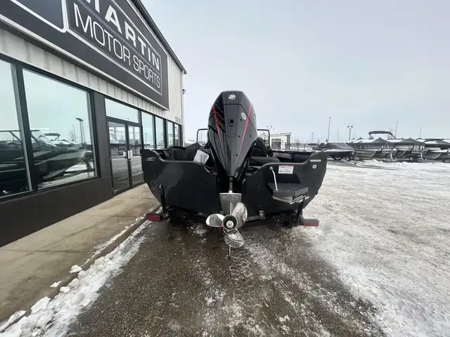 2025 Crestliner 1850 Super Hawk in Powerboats & Motorboats in Saskatoon - Image 13