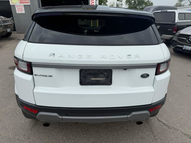 2016 Land Rover Range Rover Evoque SE 2016 Land Rover evoke S... in Cars & Trucks in City of Toronto - Image 4
