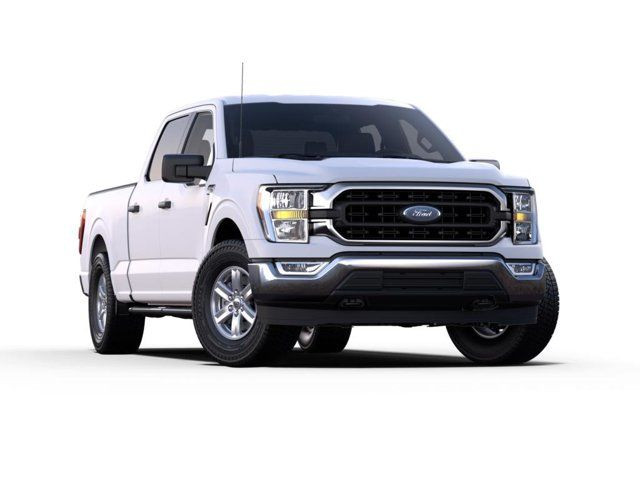 2023 Ford F-150 XLT 4WD SuperCrew 5.5' Box in Cars & Trucks in City of Toronto - Image 4
