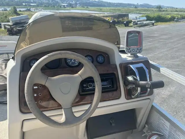 2006 Princecraft SPORTFISH in Powerboats & Motorboats in Québec City - Image 16