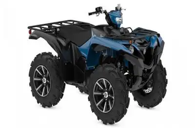 Engine Type: Single-Cylinder Displacement: 41.8 cu. in. (686 cc) Bore x Stroke: Bore: 4.02 in. (102...