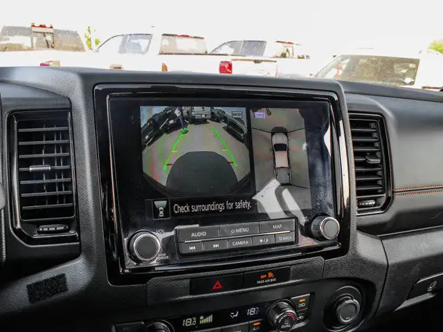 2023 Nissan Frontier PRO-4X 3.8L dans Autos et camions dans Ville d’Edmonton - Image 30