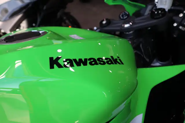 2026 Kawasaki Ninja ZX-6R in Other in Edmonton - Image 5