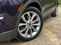 2015 Lincoln MKC – Clean Title, No Accidents!Experience luxury and performance in this well-maintain... (image 1)