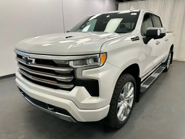 2022 Chevrolet Silverado 1500 dans Autos et camions dans Lethbridge - Image 9