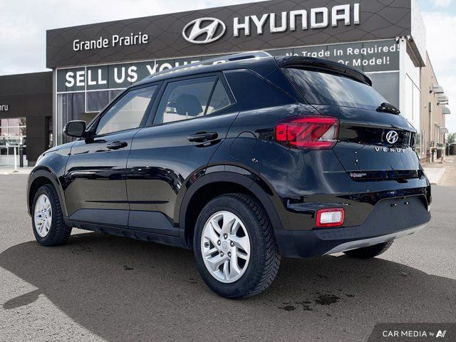 2022 Hyundai Venue Preferred | Heated Steering Wheel in Cars & Trucks in Grande Prairie - Image 4