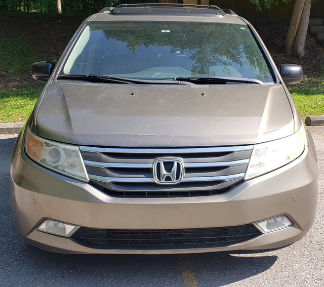 2011 Honda Odyssey TOURING !!! LEATHER !!! NAVIGATION !!! in Cars & Trucks in City of Toronto - Image 2