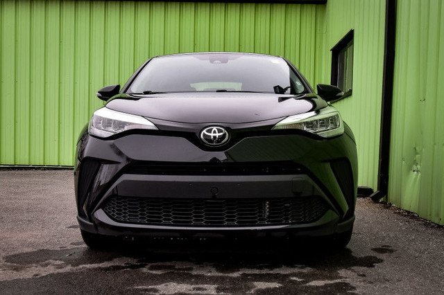 2022 Toyota C-HR LE - Apple CarPlay - Android Auto in Cars & Trucks in Cornwall - Image 4