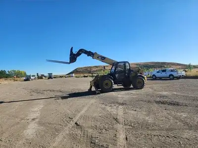 2013 CAT TH514C TELEHANDLER CAT C4.4 DIESEL ENGINE 11,000LB LIFT CAPACITY 45 FT LIFT HEIGHT 30 FT 3...
