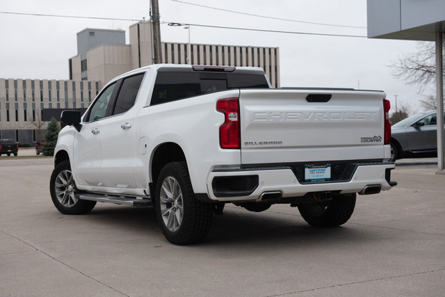 2022 Chevrolet Silverado 1500 High Country in Cars & Trucks in Chatham-Kent - Image 3