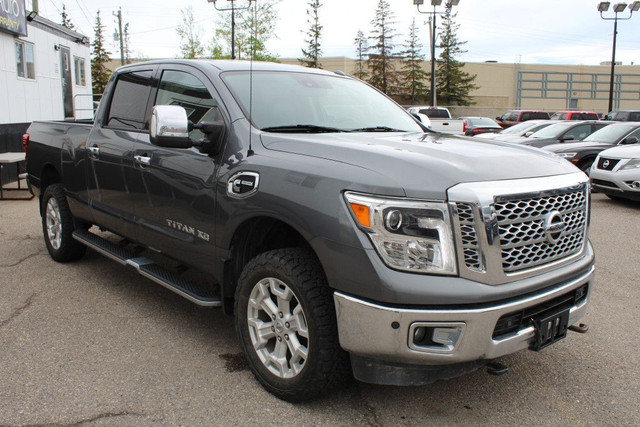 2016 Nissan Titan XD 4WD/DIESEL/CREW CAB/NAVI/B.CAMERA in Cars & Trucks in Calgary - Image 3