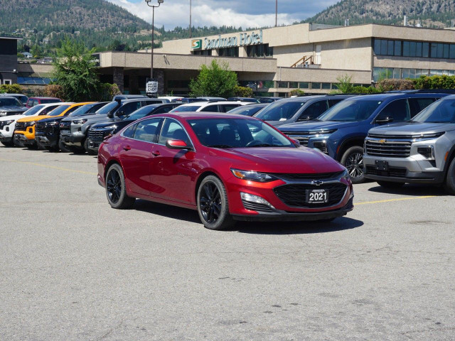 2021 Chevrolet Malibu in Cars & Trucks in Penticton - Image 3
